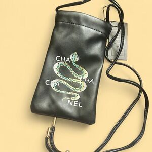 Bikercore chic mini bag LATC LA Trading Co. black serpent smartphone mini purse